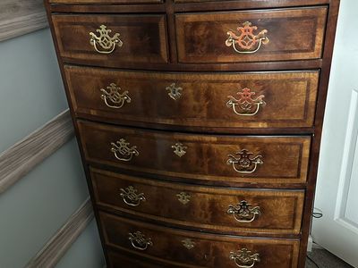 Henredon Burled Aston Court High 9 Drawer Dresser