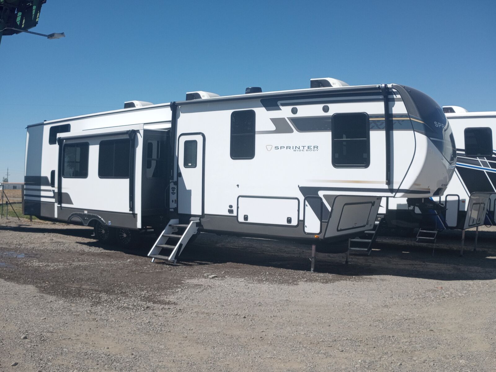 2026 Keystone Sprinter 3920DSL