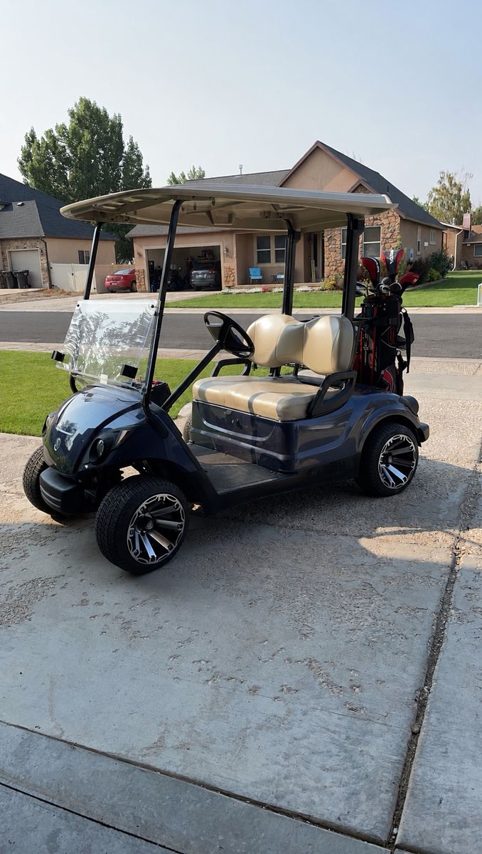 Yamaha G29 Drive Golf Cart