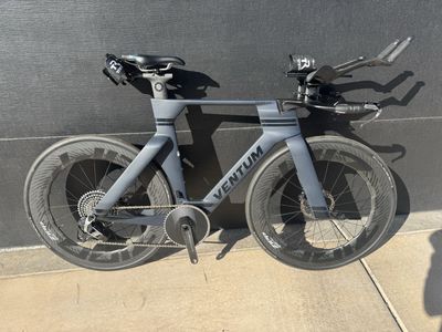 New ventum tempus SRAM red pro level tri bike