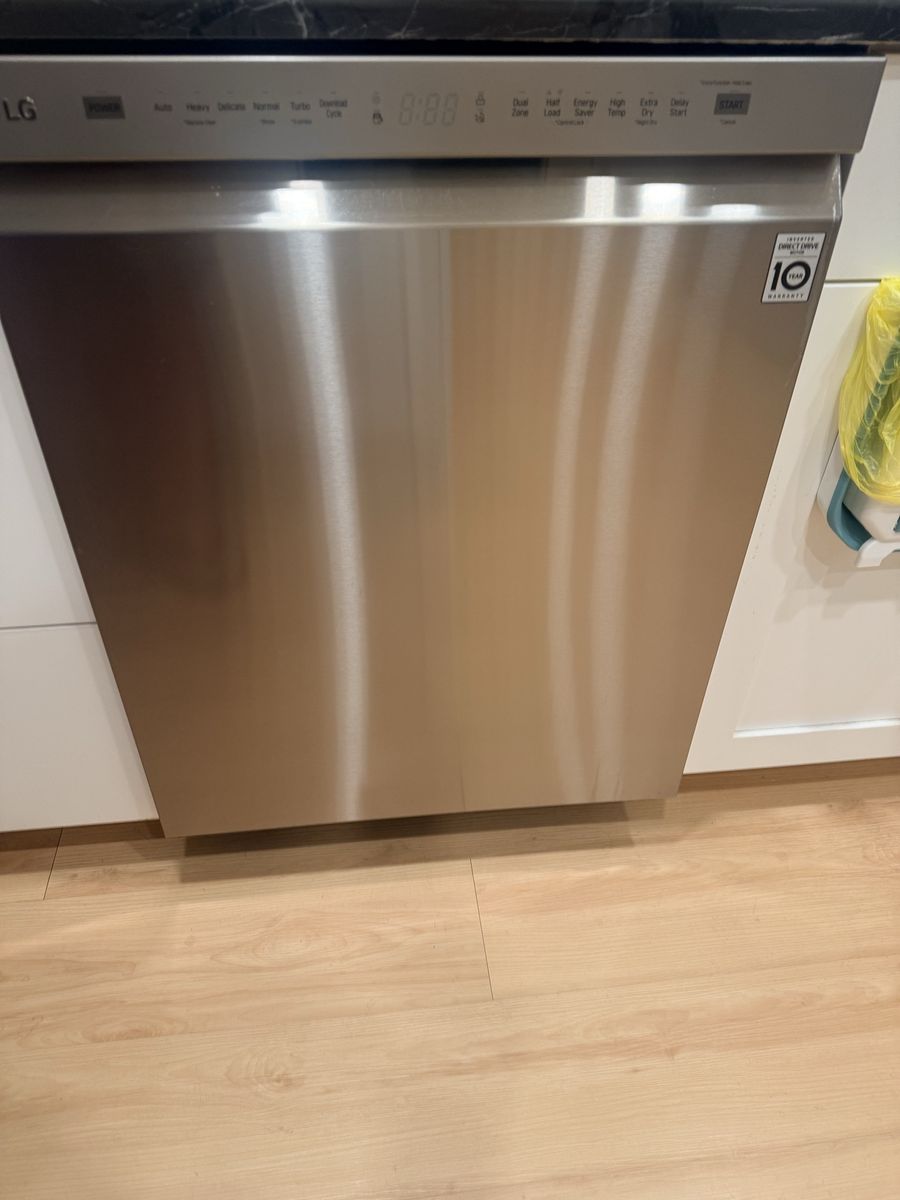 LG Direct Drive Dishwasher - Stainless Steel, Excellent Condition