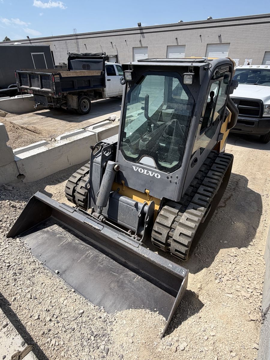 MCT 135C Volvo Skid Steer