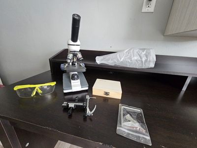 AmScope