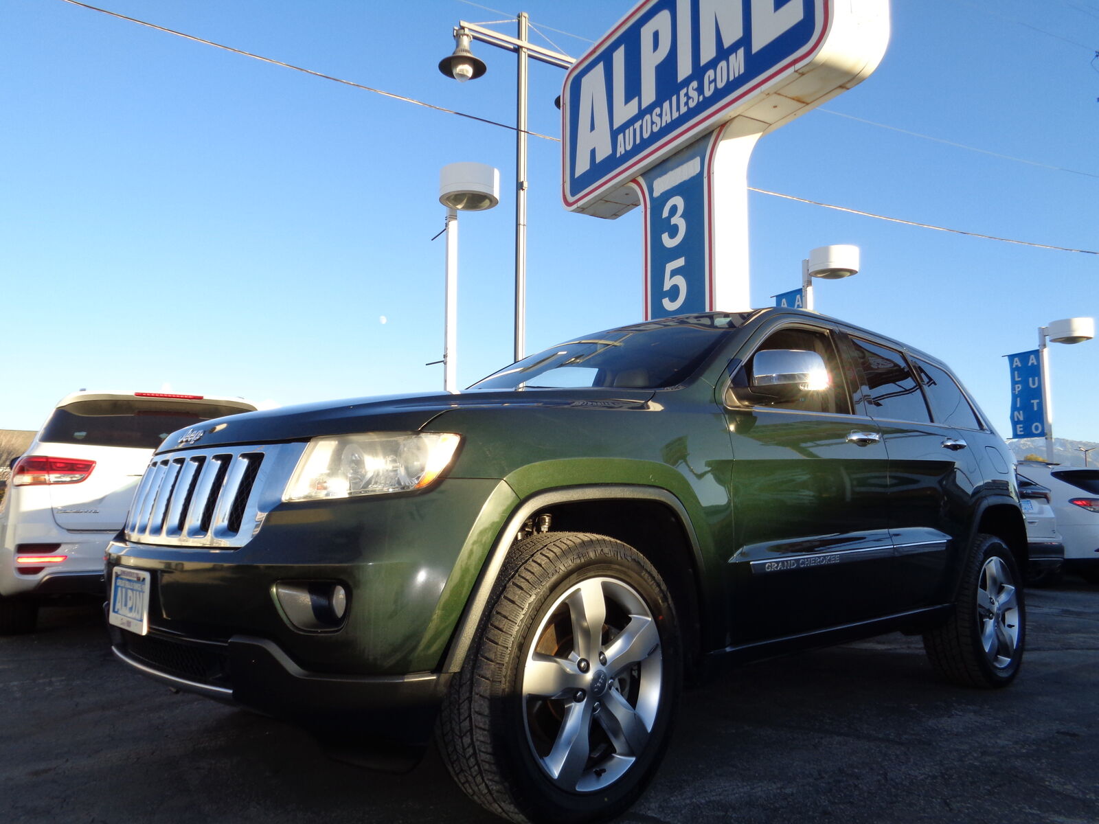 2011 JEEP GRAND CHEROKEE Overland