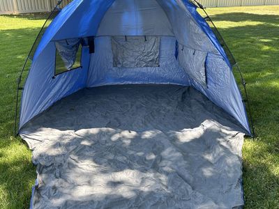 Portable Blue Beach Tent Sun Shelter - Easy Set-Up, UV Protection, Lightweight