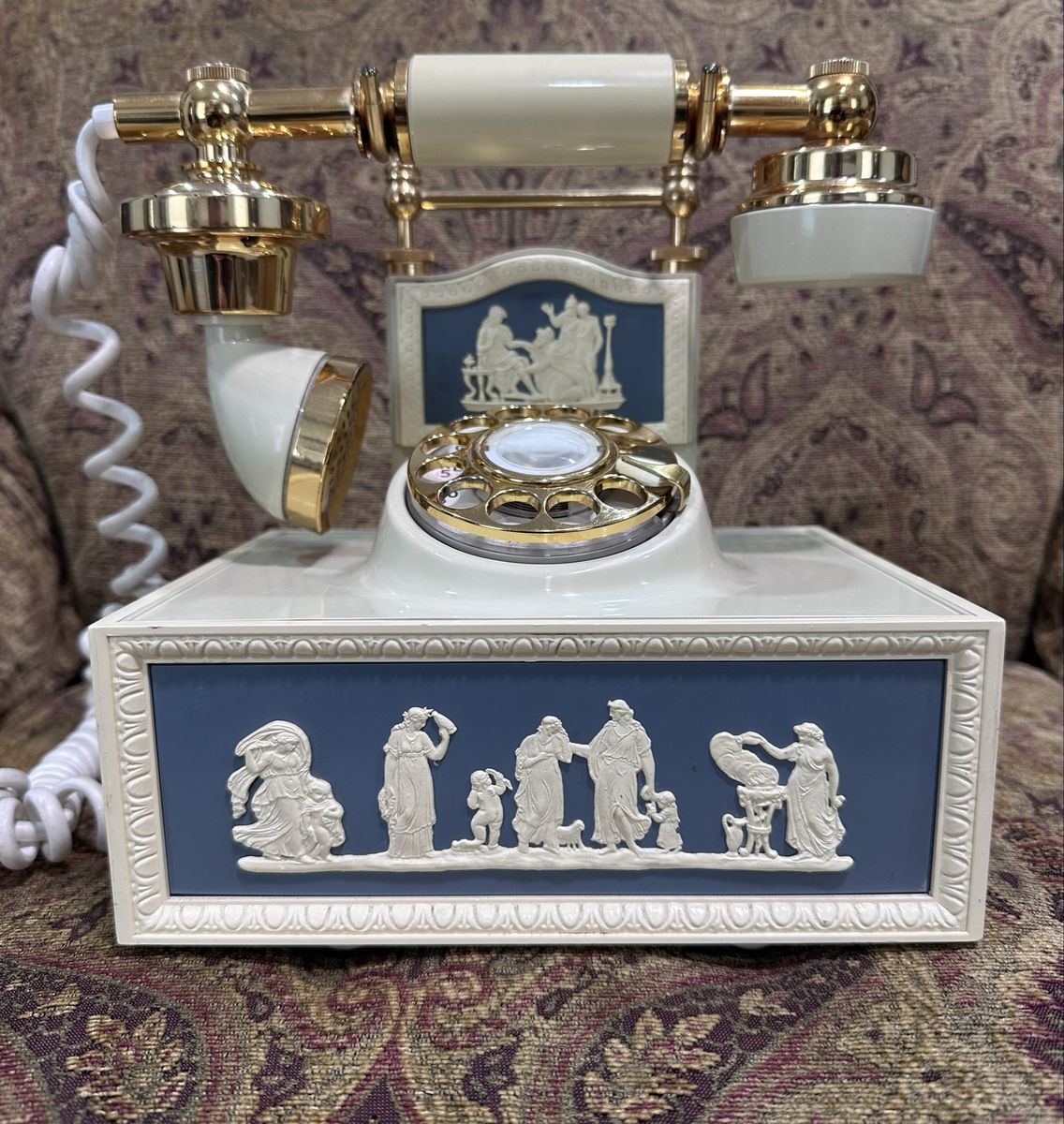 Vintage deco tel phone