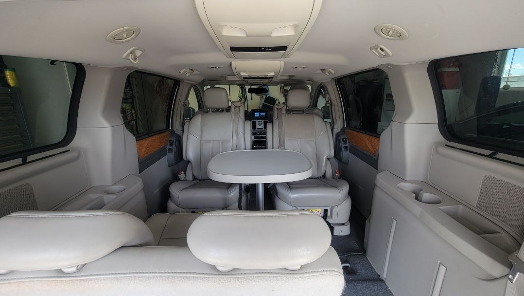 2008 Chrysler Town and Country Limited