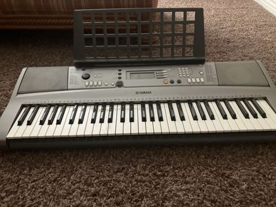 Yamaha 61-Key Portable Electronic Keyboard with Music Rest