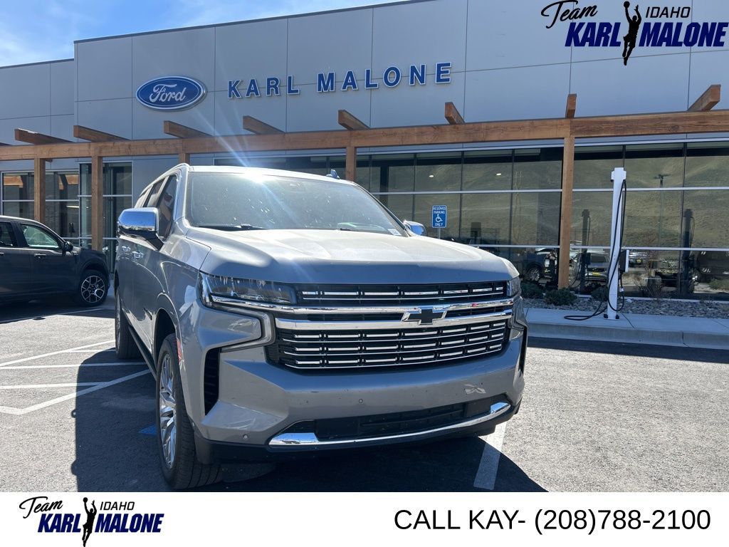 2023 Chevrolet Suburban Premier