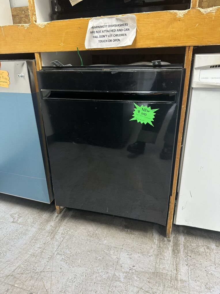 BRAND NEW GE BLACK DISHWASHER FULL WARRANTY!