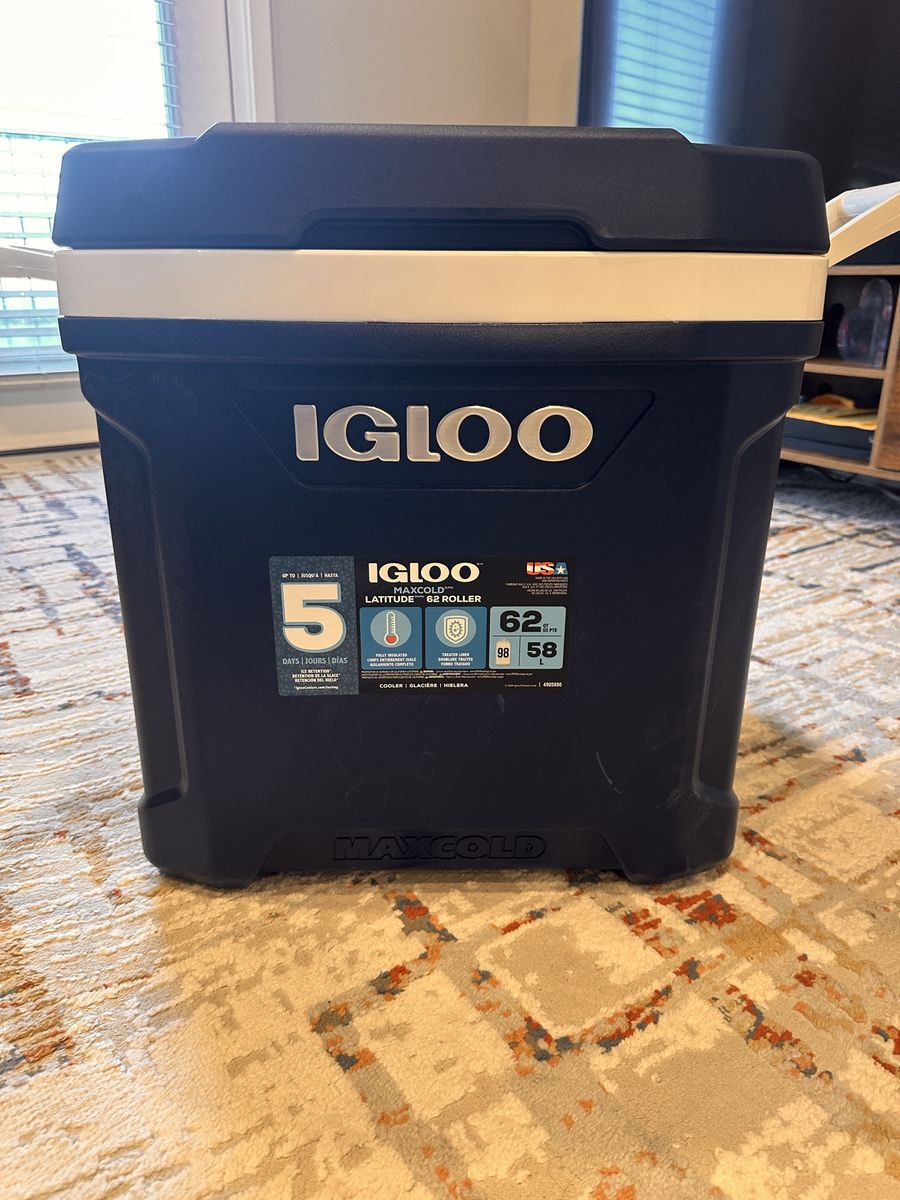 Igloo Latitude 62qt MaxCold Roller Cooler - Navy Blue with Wheels & Handle, 5-Day Ice Retention