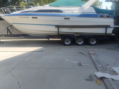 1988 2655 Bayliner Sunbridge