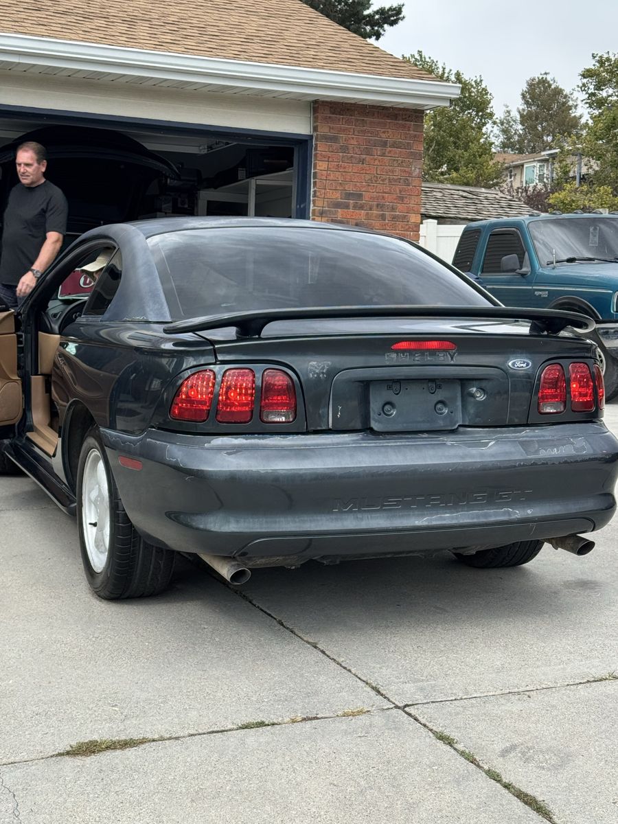 1998 Ford Mustang GT Premium