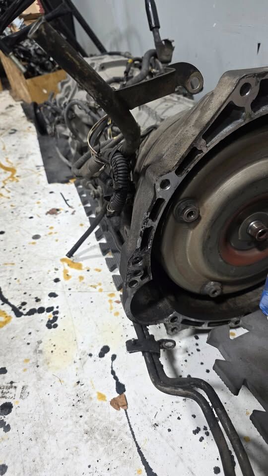 1993 Nissan Pathfinder Automatic Transmission + Transfer Case 4x4