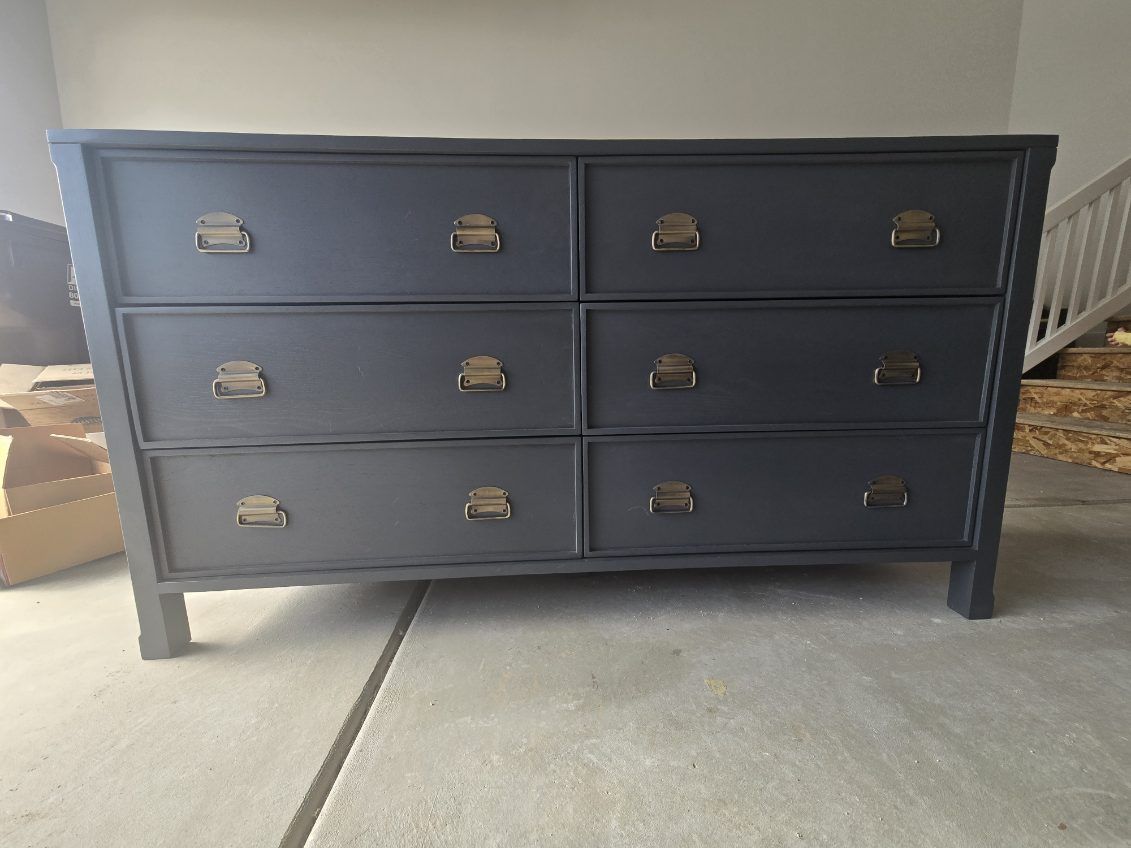 6 Drawer Dresser