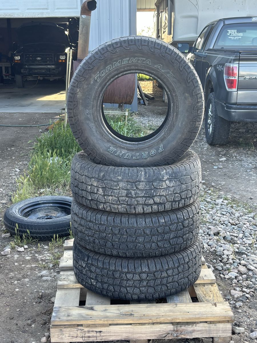 Fortune Tormenta A/T Tires