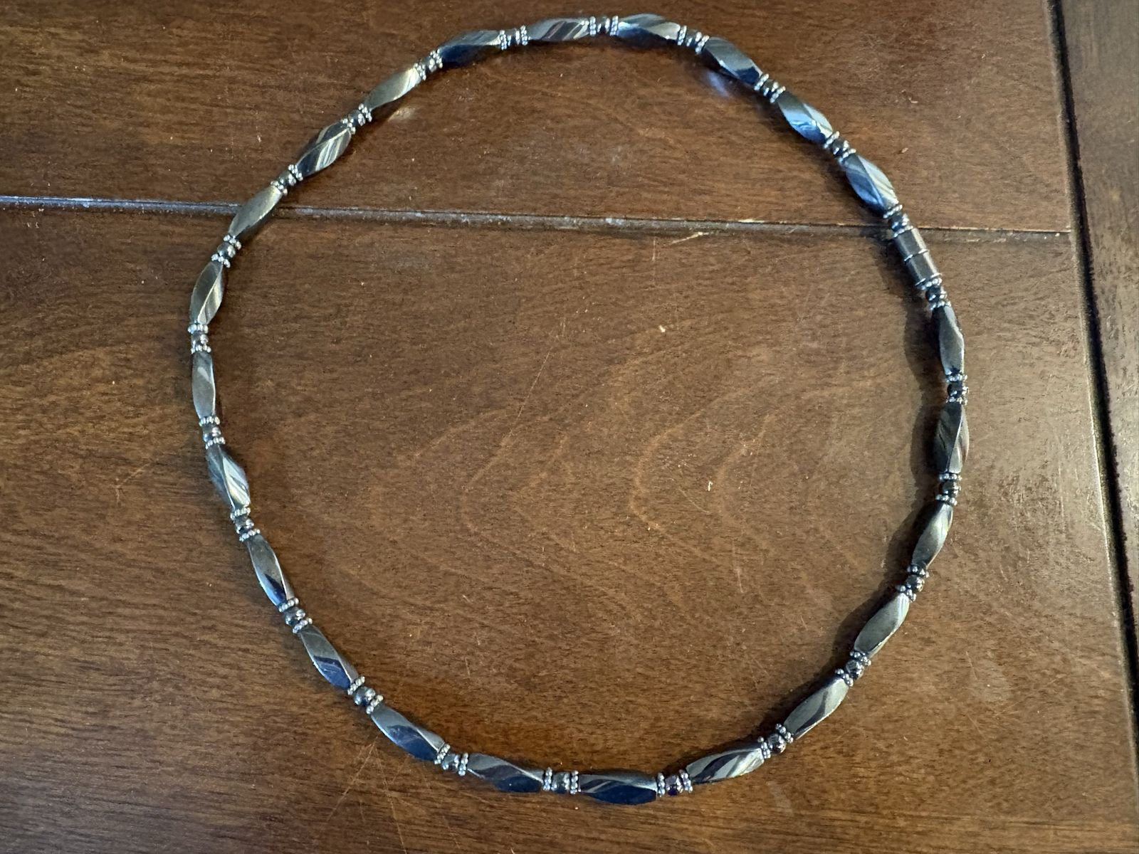 Magnetic Hematite Necklace Like New