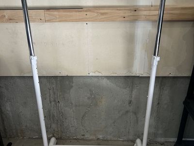 Adjustable Clothing Rack