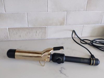 1.5" Barrel Hot Tools Professional Curling Iron