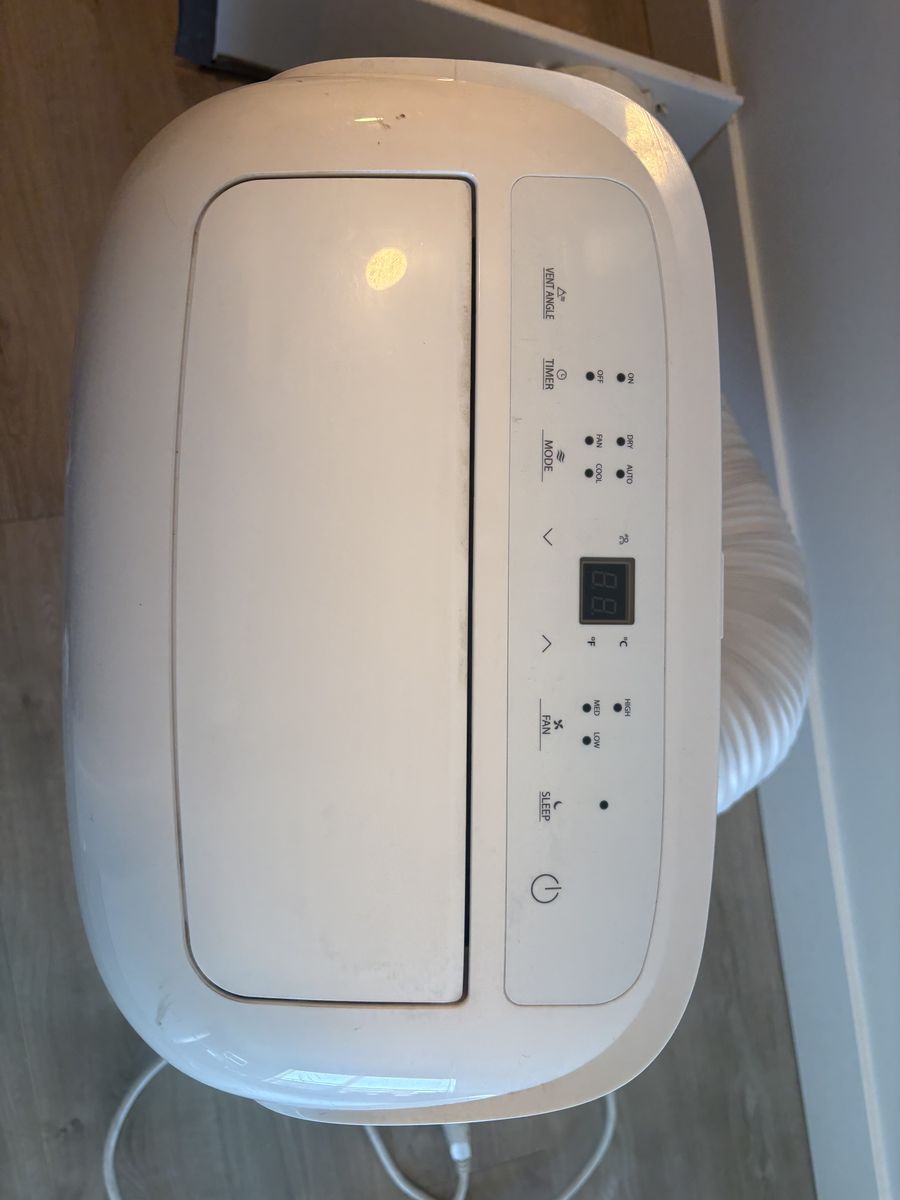 Toshiba Mobile Type Air Conditioner