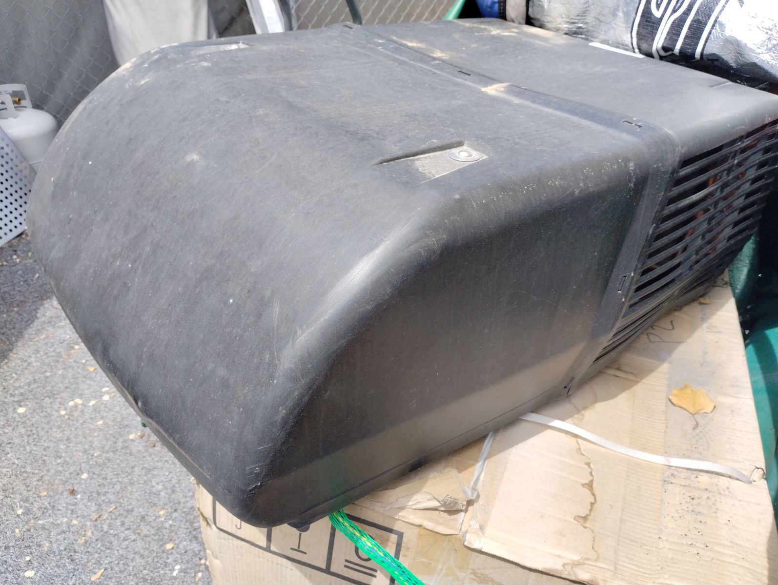 new roof top rv ac unit 15000 btu  see pt#   1300 $ retail  call 385 490 6470 call  first 500$  colman mach 15