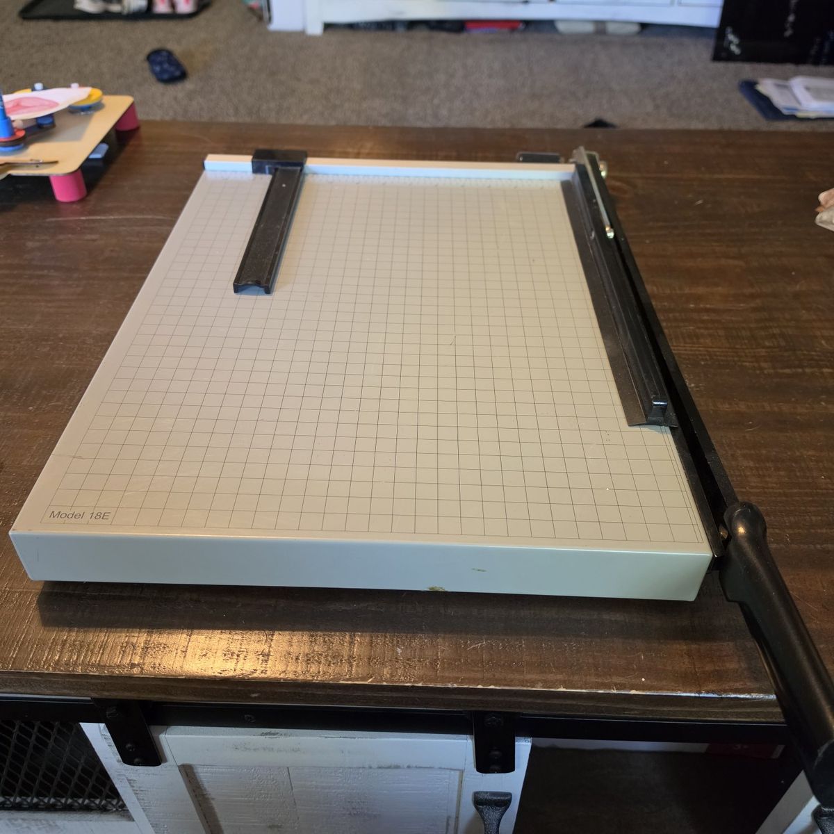 Paper/picture cutter