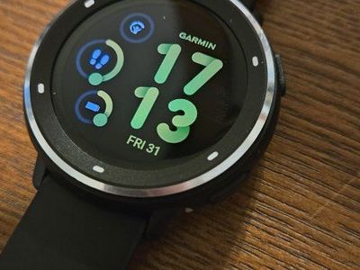 Garmin Vivoactive 5 GPS Smartwatch - Black with Extra Band and Protective Case