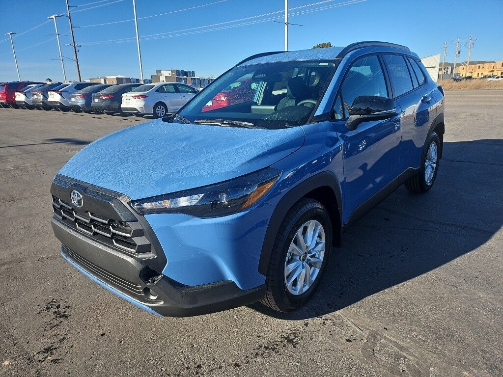 2026 Toyota Corolla Cross LE