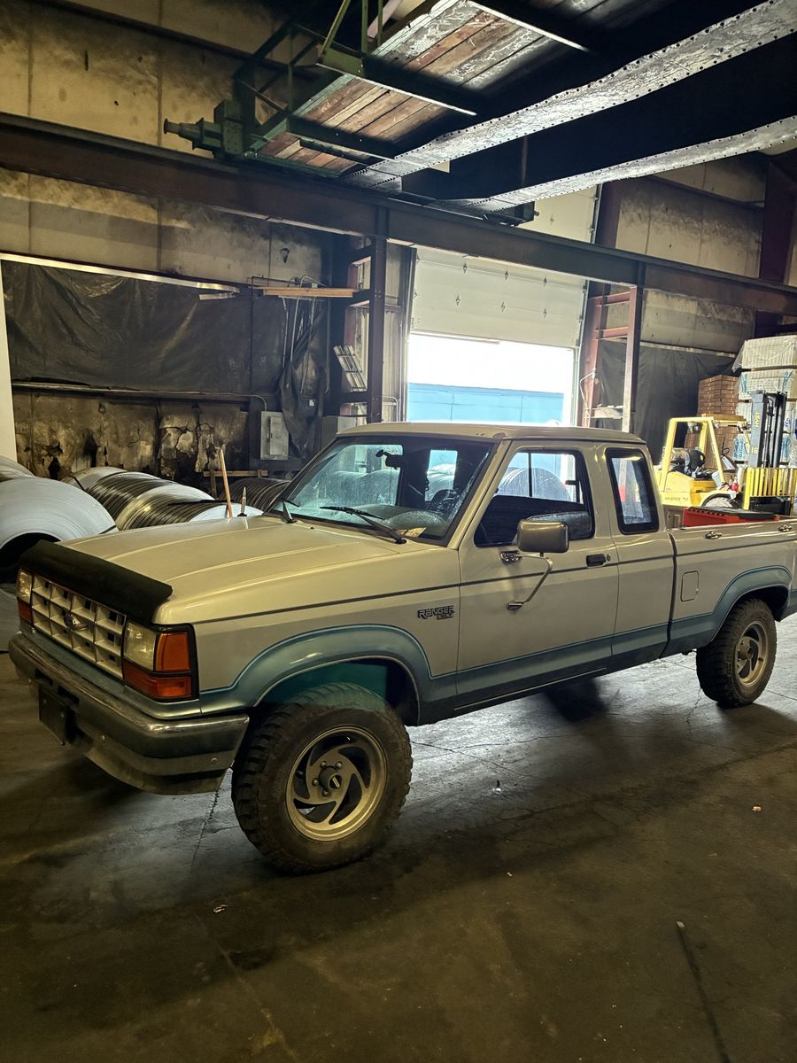 1990 Ford Ranger 4.0L 4x4 Extended Cab Pickup Truck