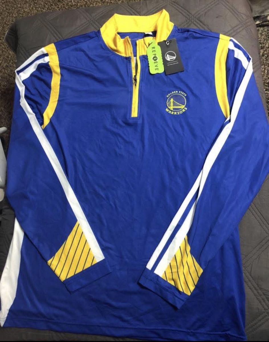 Large Men’s NBA Golden State Pullover