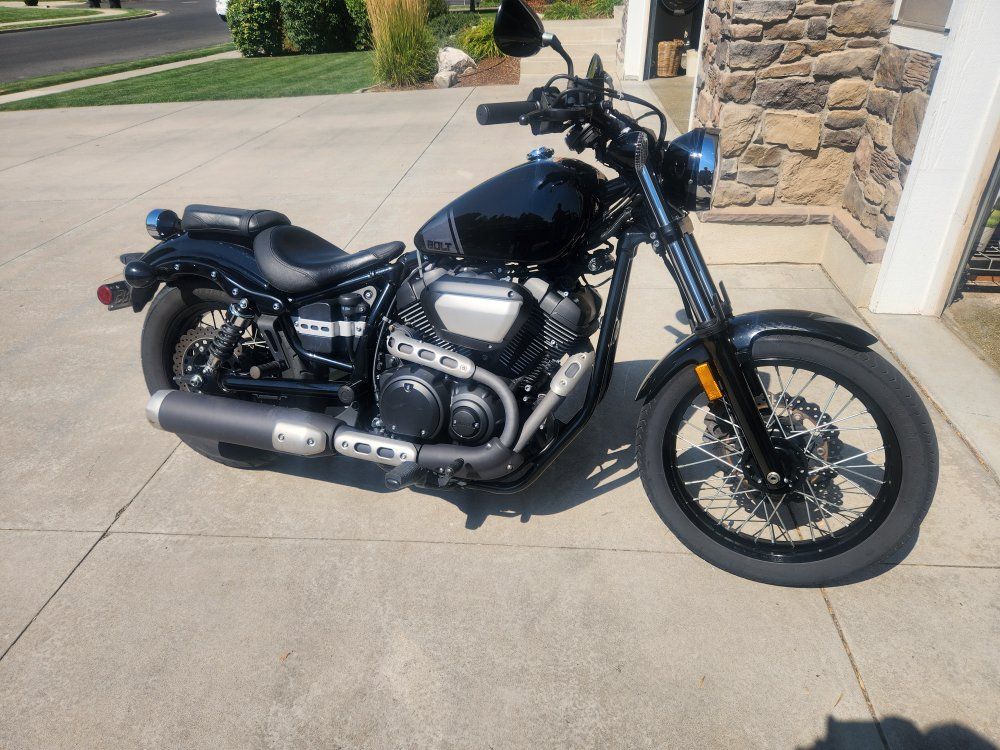 2017 Yamaha Bolt 950 only 4000 Miles