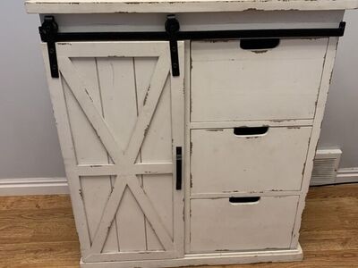 Rustic Farmhouse Entertainment Center w/Barn Door