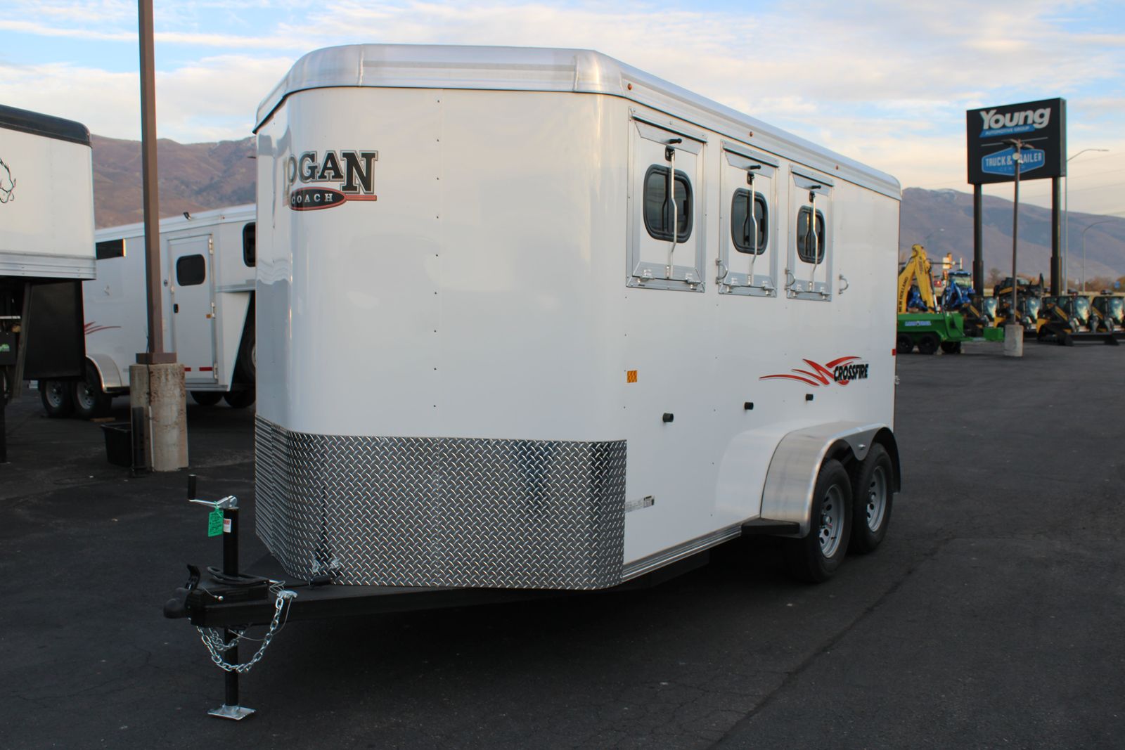 Main image 3