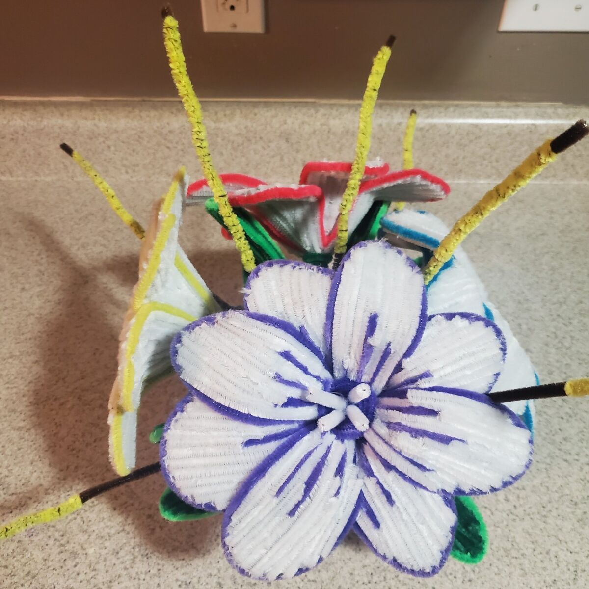 I made a  flower basket