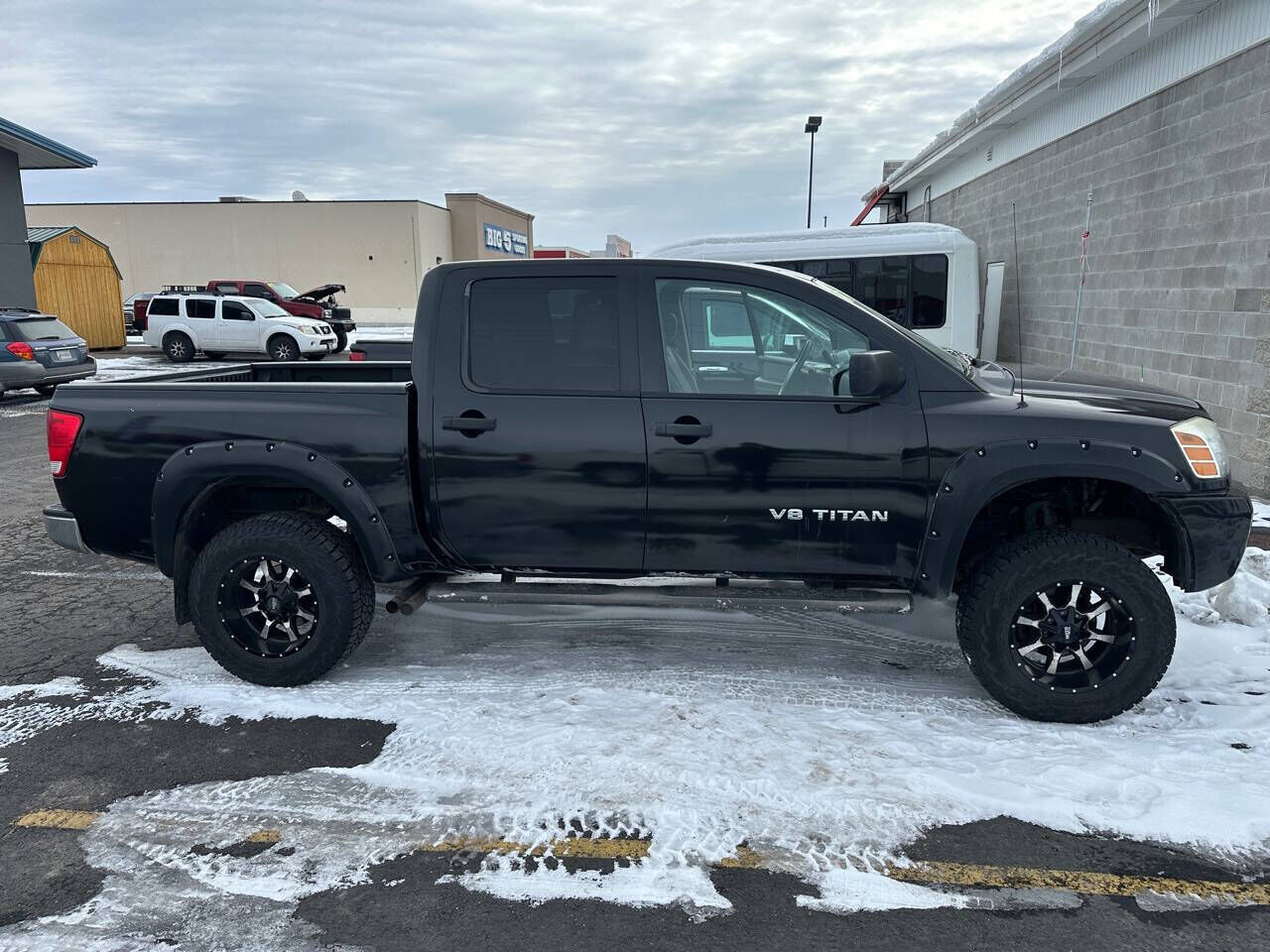 2007 NISSAN TITAN SE