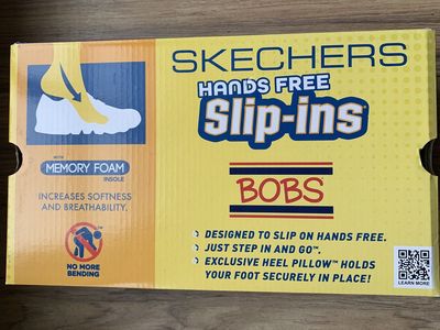 Women’s Size 8 Skechers Slip-ins Black Sneakers