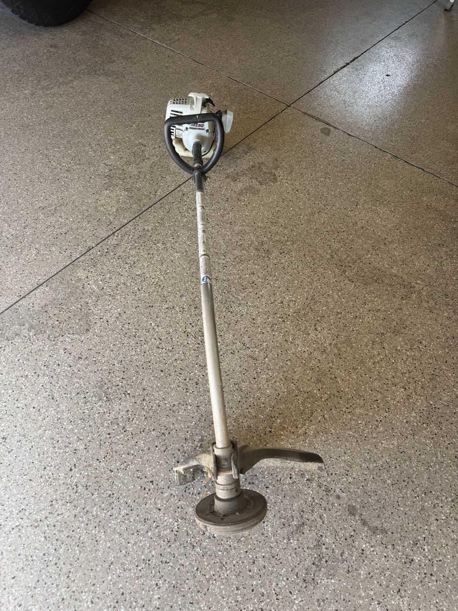 Echo weed trimmer (gas)
