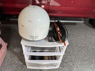 Winegard G2 carry out satellite dish