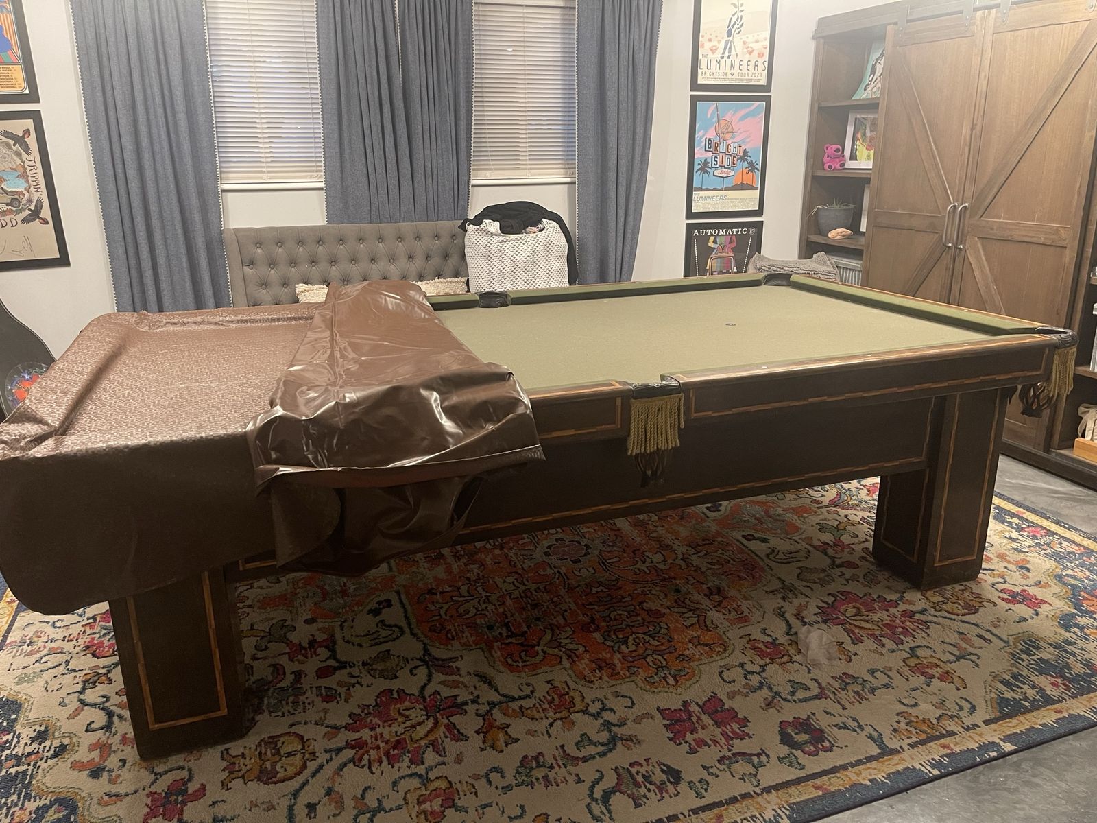 Classic Dark Wood Billiards Pool Table with Green Felt and Fringe Pockets, Good Condition