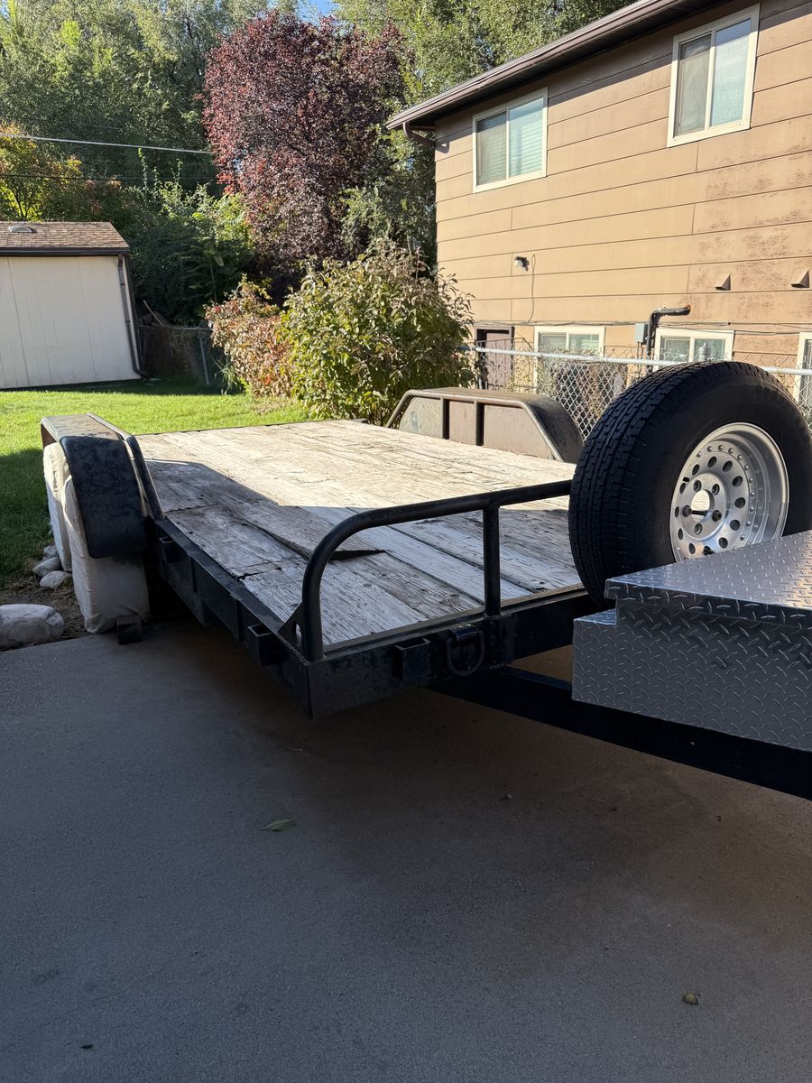 14 foot tandem axle car hauler trailer