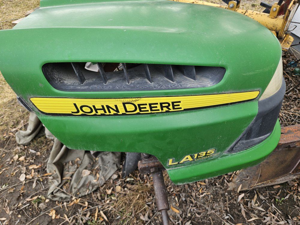 Hood for John Deere riding lawnmower