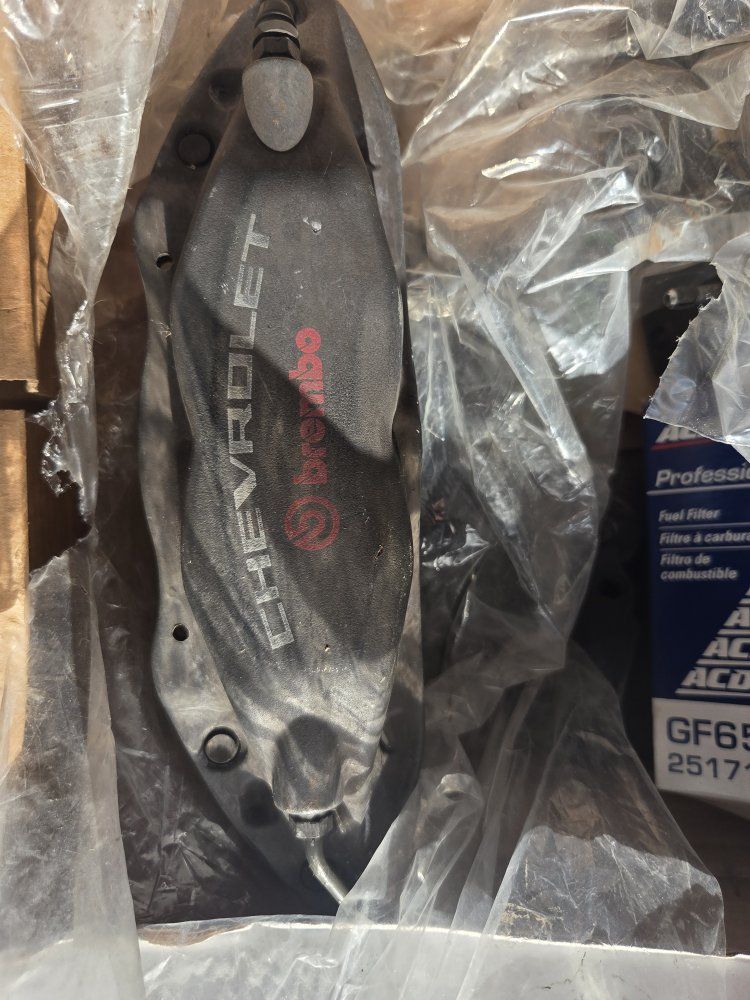 Brembo Calipers and Detroit Axle Ceramic Brake Pads