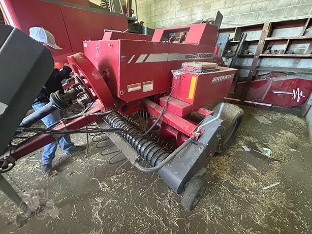 2012 Massey ferguson 1839
