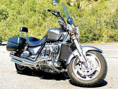 Triumph Rocket lll 2300cc