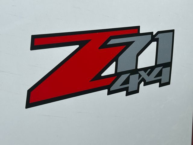 Main image 7