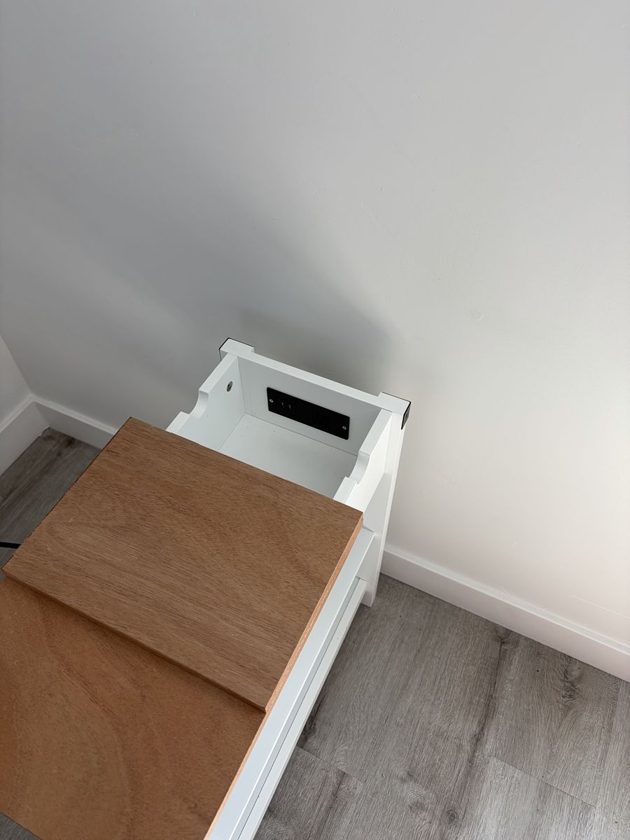 Main image 6