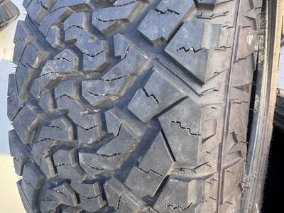 275/55 R20 XL