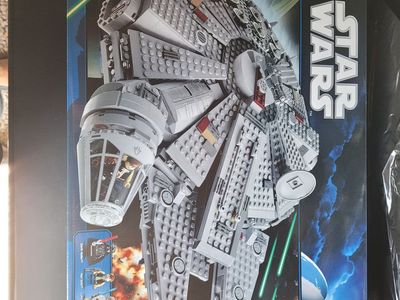Used Star Wars Lego 7965 Millenium Falcon