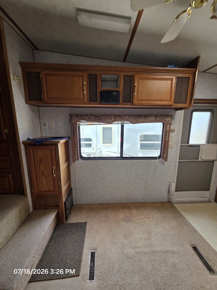 Main image 6
