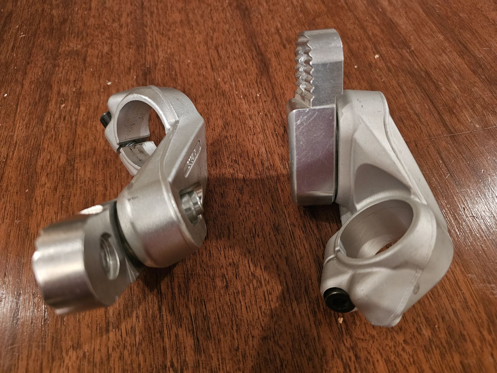 Bmw K1200 RS 1996-2004.Handle bars left/right bracket mounts.